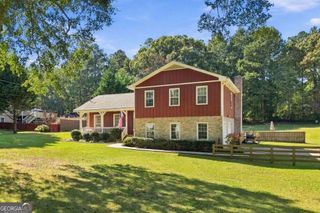 49 Lakeview Drive, Villa Rica, GA 30180