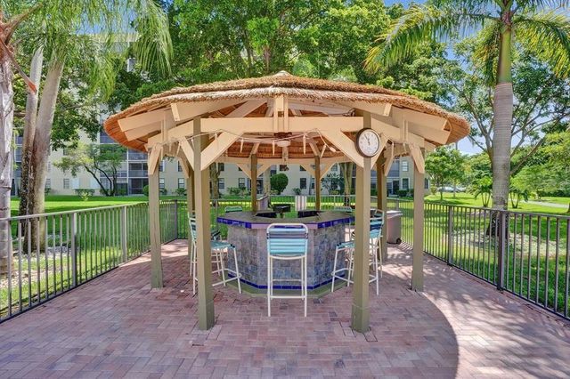 2221 Cypress Island Drive 708, Pompano Beach, FL 33069