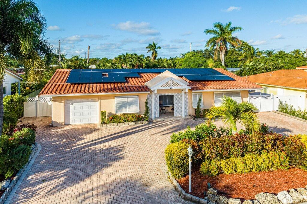 451 NE 25th Terrace, Boca Raton, FL 33431