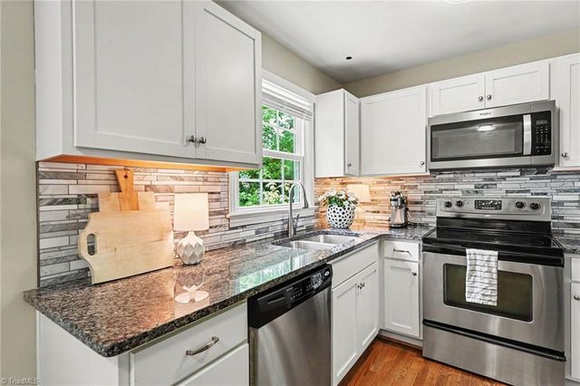 2439 Hoyt Street, Winston-salem, NC 27103