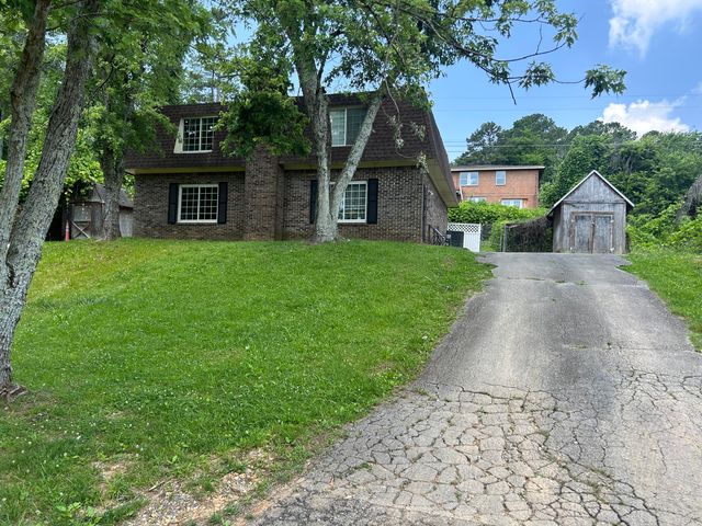 3955 Teakwood Drive, Chattanooga, TN 37416