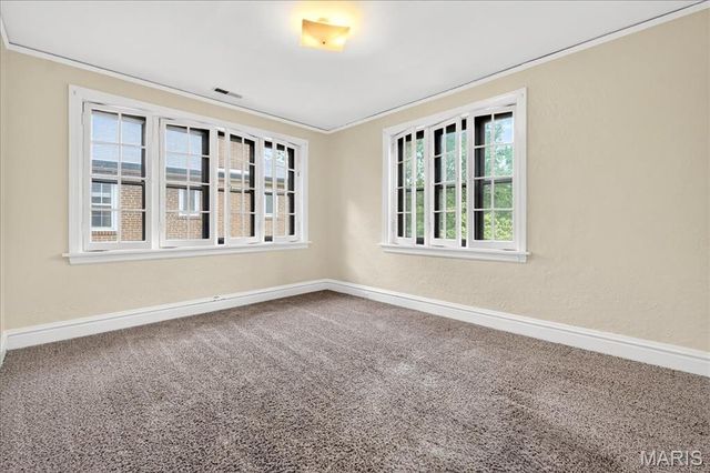 7224 Pershing Avenue, University City, MO 63130