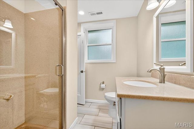 7224 Pershing Avenue, University City, MO 63130