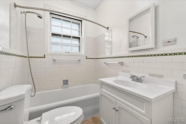 7224 Pershing Avenue, University City, MO 63130