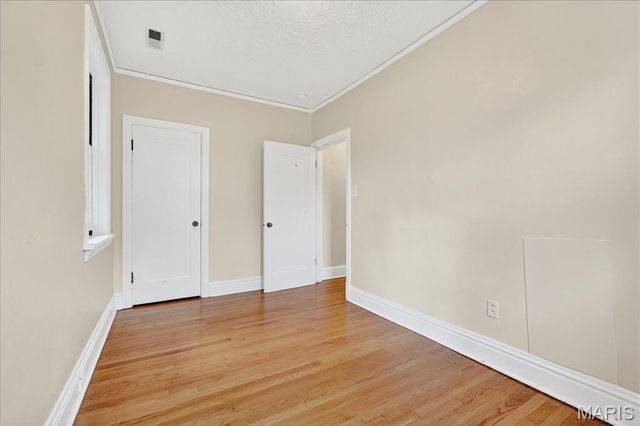 7224 Pershing Avenue, University City, MO 63130