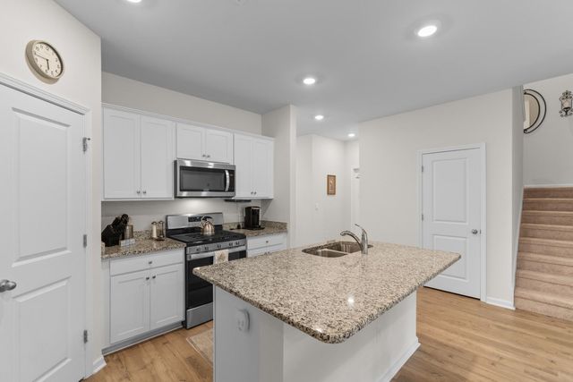 3120 Bells Lake Cir, Longs, SC 29568