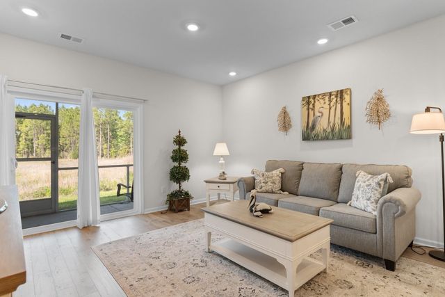 3120 Bells Lake Cir, Longs, SC 29568