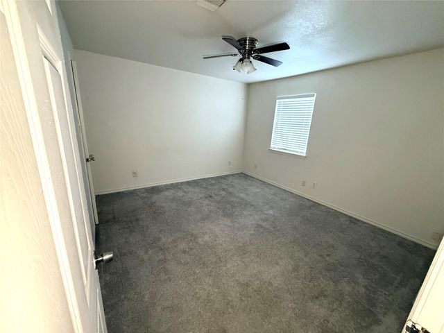 4715 16th Street B, Bacliff, TX 77518