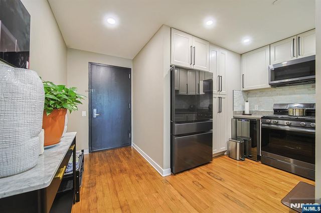 612 Hudson Park 612, Edgewater, NJ 07020