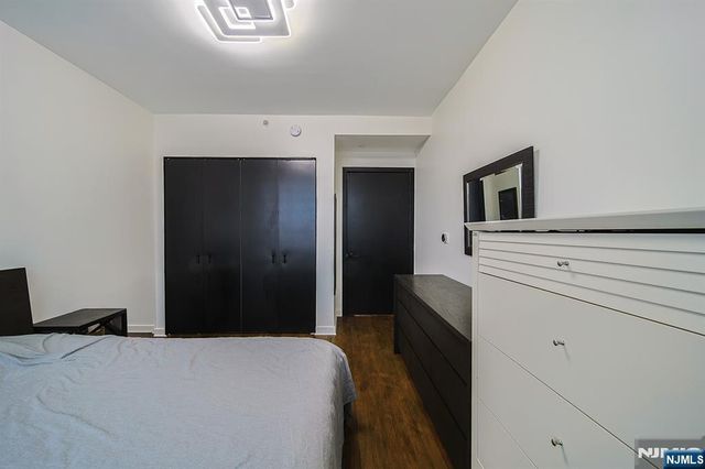 612 Hudson Park 612, Edgewater, NJ 07020