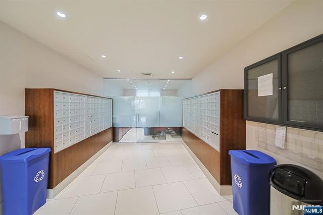 612 Hudson Park 612, Edgewater, NJ 07020