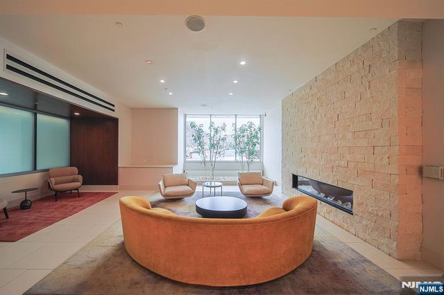 612 Hudson Park 612, Edgewater, NJ 07020