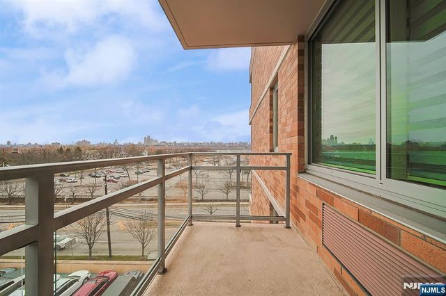 612 Hudson Park 612, Edgewater, NJ 07020