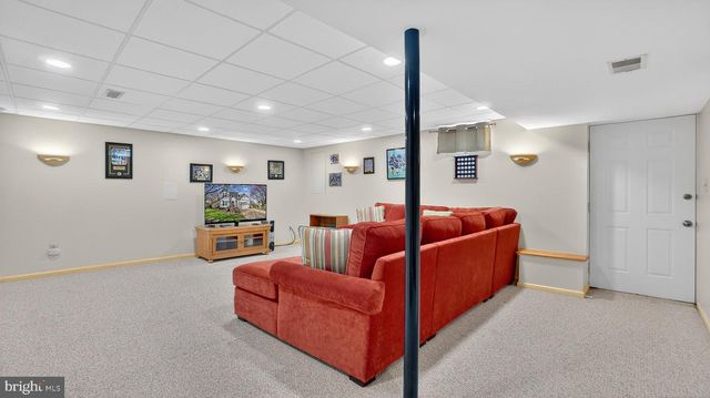 2710 PRICE RD, Crofton, MD 21114