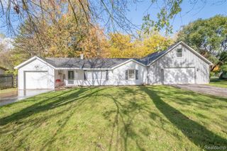 7320 Mccliggott Road, Saginaw, MI 48609