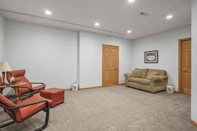 7622 N Orchard View Drive, Evansville, WI 53536