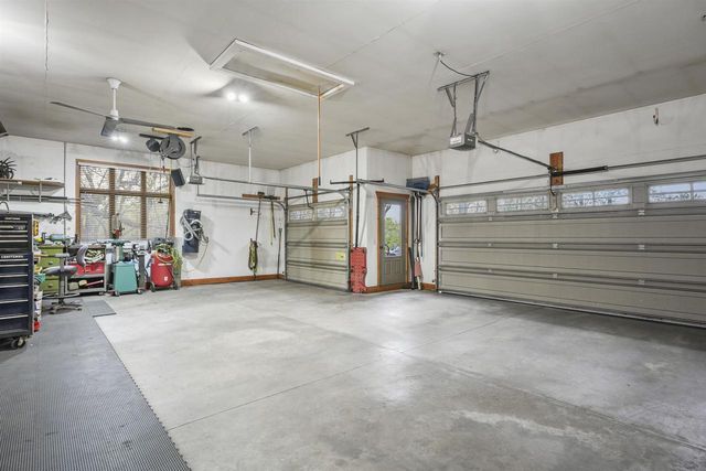 7622 N Orchard View Drive, Evansville, WI 53536