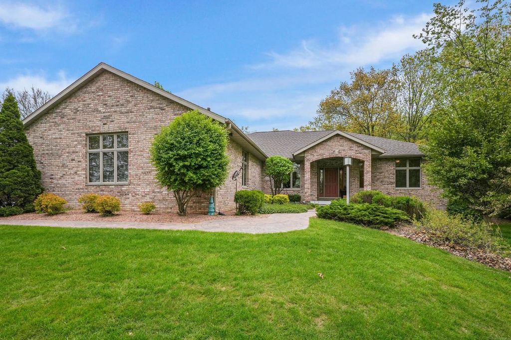7622 N Orchard View Drive, Evansville, WI 53536