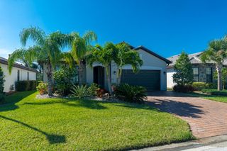 788 SE Villandry Way, Port St Lucie, FL 34984