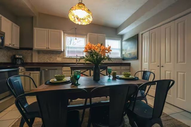 905 11th Ave, N, Nashville, TN 37208