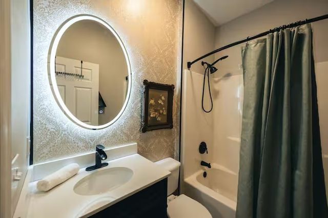 905 11th Ave, N, Nashville, TN 37208