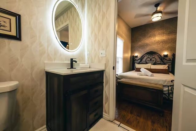 905 11th Ave, N, Nashville, TN 37208