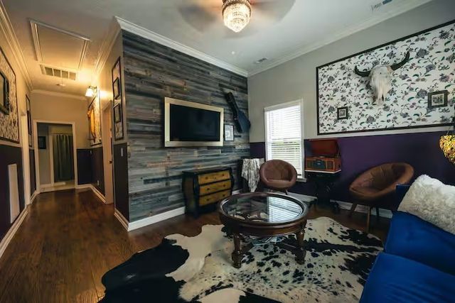 905 11th Ave, N, Nashville, TN 37208