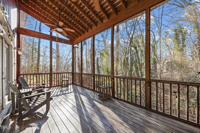 216 May Court, Chapel Hill, NC 27514