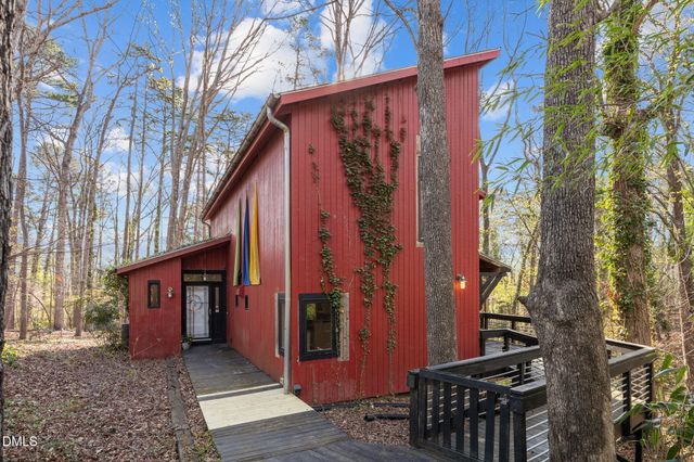 216 May Court, Chapel Hill, NC 27514