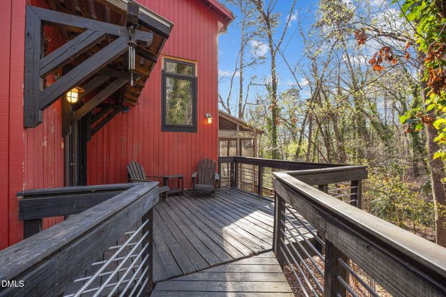 216 May Court, Chapel Hill, NC 27514