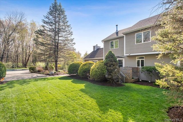 3060 Dahlia Court, Yorktown Heights, NY 10598
