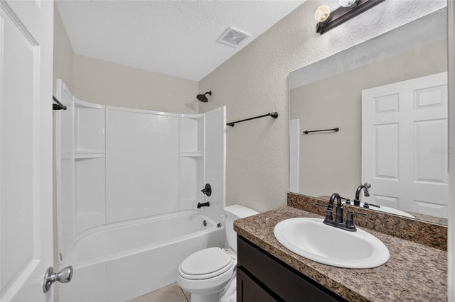 16993 SW 20 COURT ROAD, Ocala, FL 34473