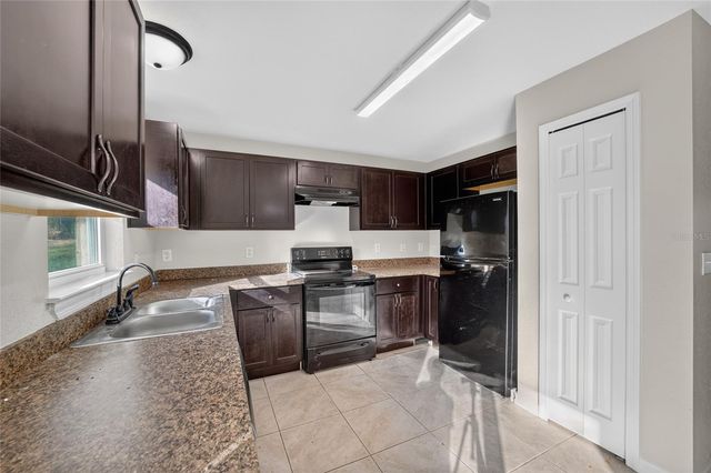 16993 SW 20 COURT ROAD, Ocala, FL 34473