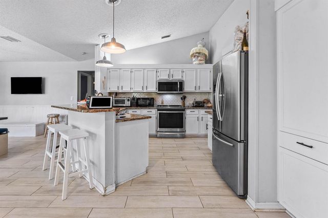12744 82nd Street N, West Palm Beach, FL 33412