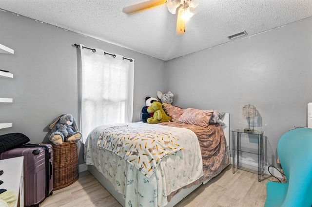 12744 82nd Street N, West Palm Beach, FL 33412