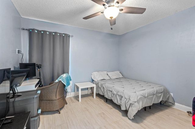 12744 82nd Street N, West Palm Beach, FL 33412