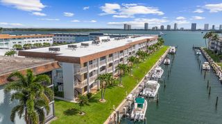 110 SHORE Court 315, North Palm Beach, FL 33408