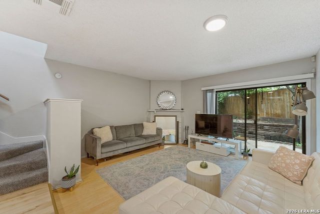 11815 Vance Jackson Rd Apt 2304, San Antonio, TX 78230