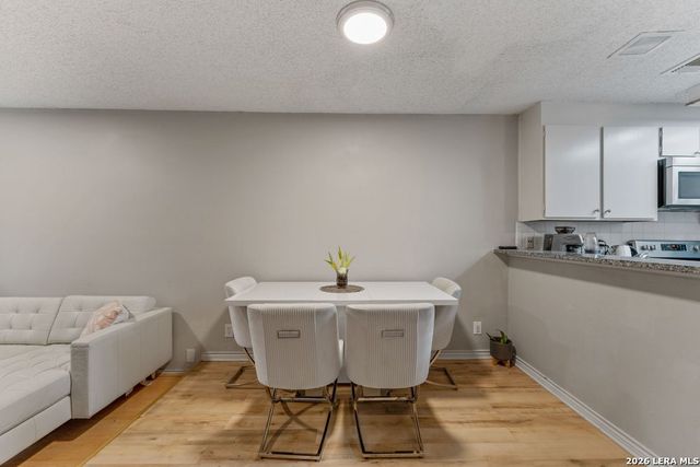 11815 Vance Jackson Rd Apt 2304, San Antonio, TX 78230