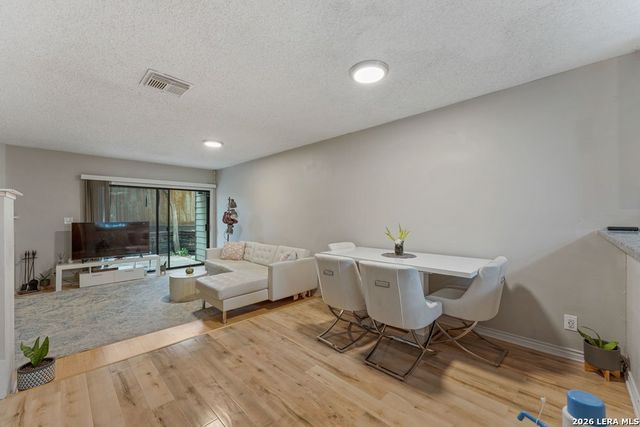 11815 Vance Jackson Rd Apt 2304, San Antonio, TX 78230