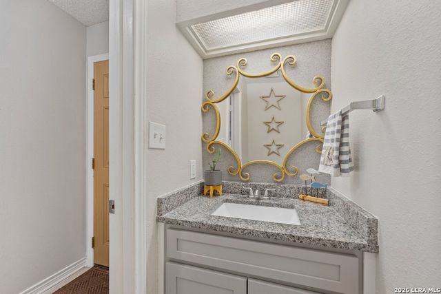 11815 Vance Jackson Rd Apt 2304, San Antonio, TX 78230