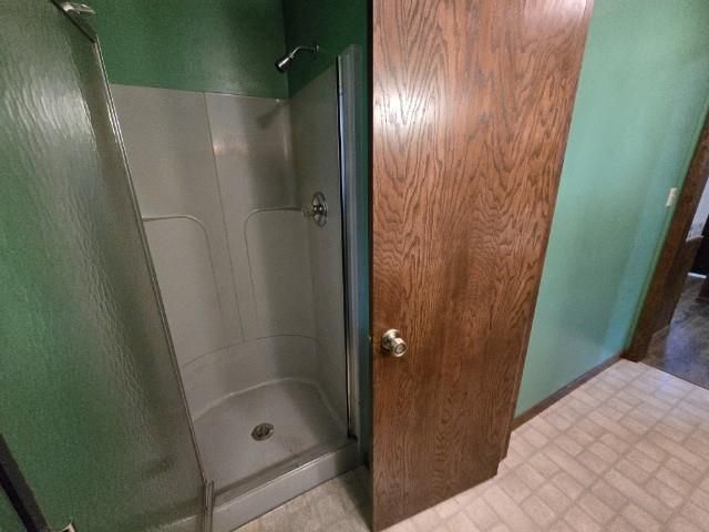 925 E RIDLINGTON AVENUE, Shawano, WI 54166