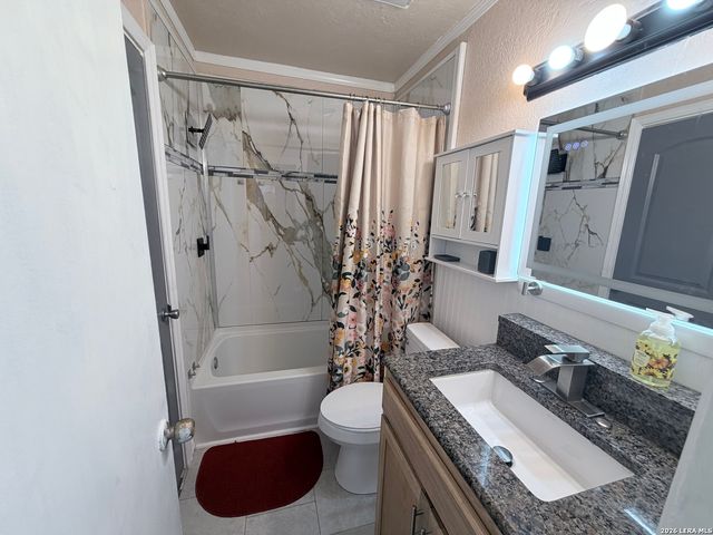 7210 Northbluff CT, San Antonio, TX 78227