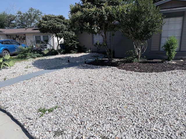 7210 Northbluff CT, San Antonio, TX 78227