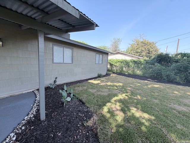 7210 Northbluff CT, San Antonio, TX 78227