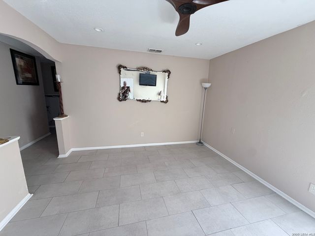 7210 Northbluff CT, San Antonio, TX 78227