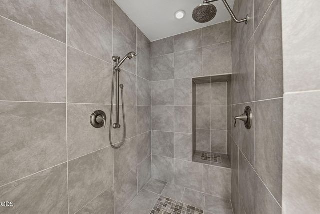 2245 NE Shepard Road, Bend, OR 97701