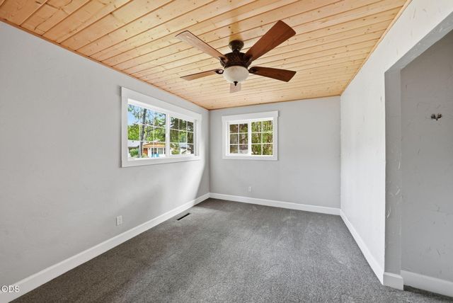 2245 NE Shepard Road, Bend, OR 97701
