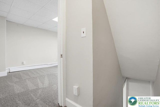 725 Wilkes Barre Street, Easton, PA 18042