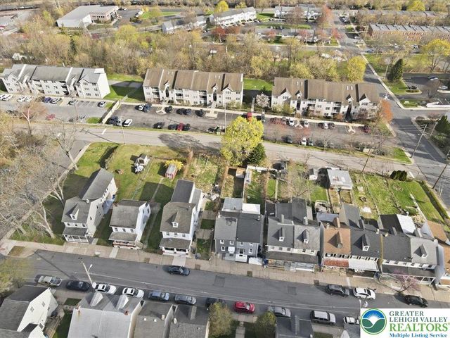 725 Wilkes Barre Street, Easton, PA 18042